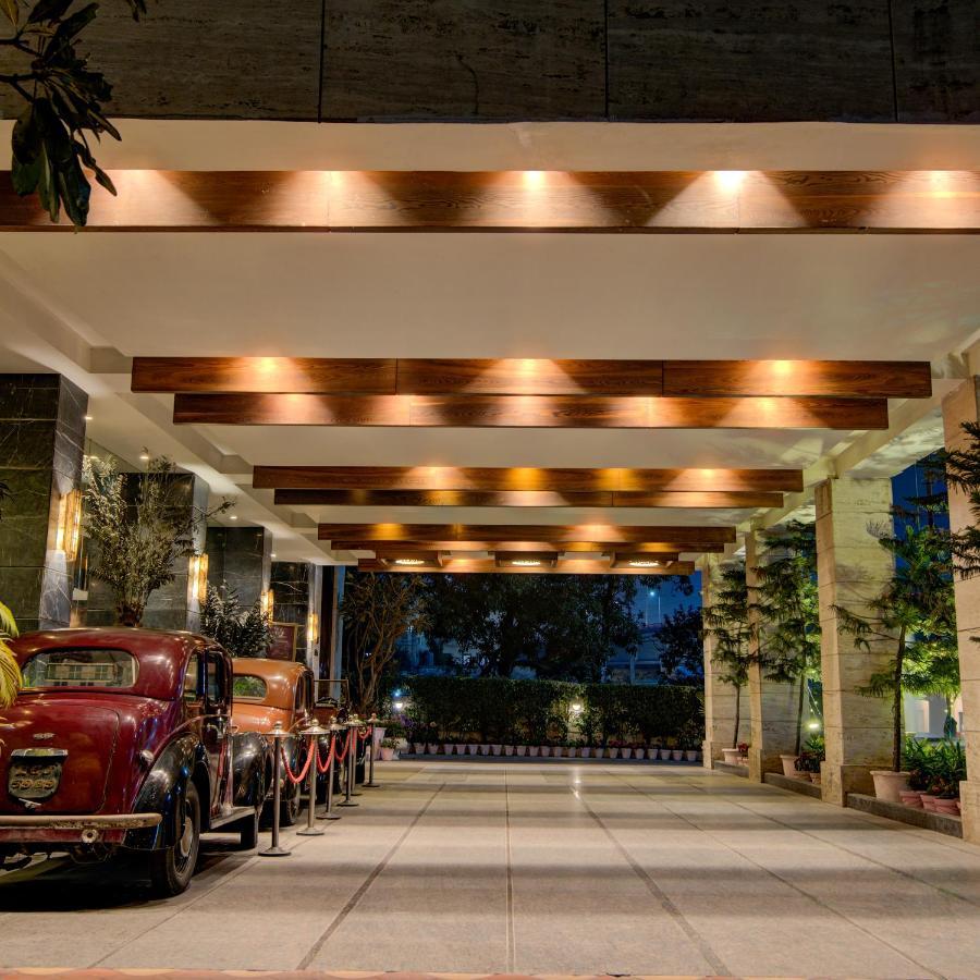 Hotel Godwin Haridwār Exteriér fotografie