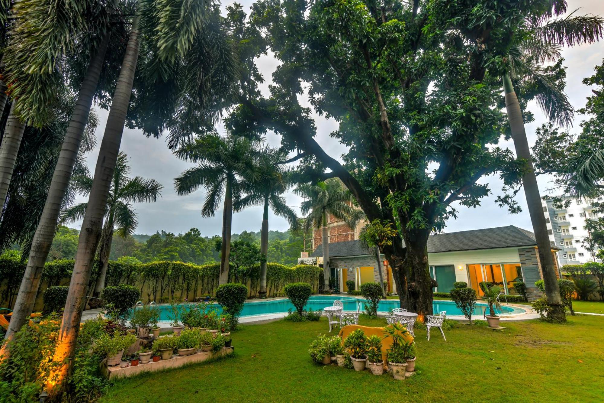 Hotel Godwin Haridwār Exteriér fotografie